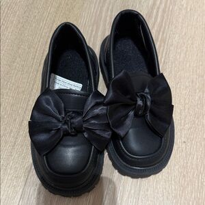 Toddler - Girls' Black Bow Slip-On Kids Shoes -size 27